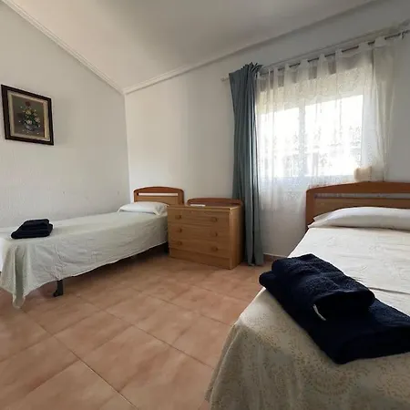 Apartamento Q3 Punta Prima 3 Bed House *